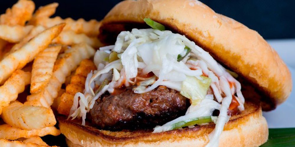 Hamburguesa con patatas fritas