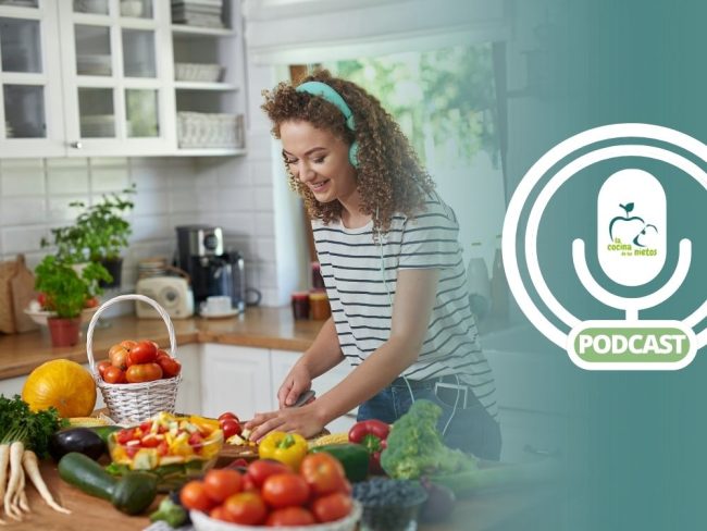 Primera temporada del podcast La Cocina de los Nietos Cocinando verduras escuchando el podcast